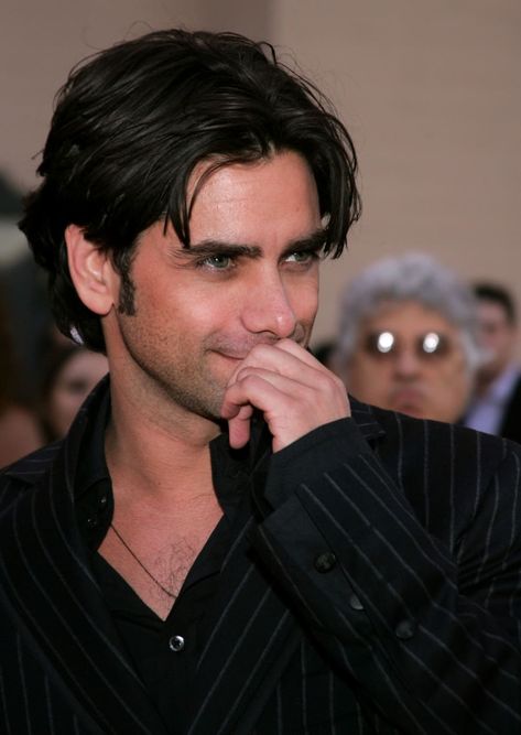 98 Photos From My Camera Roll That Will Make You Say "Jen, That's Way Too Many Pictures Of John Stamos" 90s Hairstyles Men, Uncle Jesse, 90s Actors, John Stamos, My Camera Roll, Hottest Male Celebrities, Hot Actors, Cute Celebrity Guys, Full House