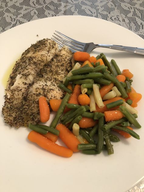 Herb tilapia and mixed veggies #whole30 Tilapia Aesthetic, Mixed Veggies, Whole 30, Pot Roast, Aesthetic Food, Healthy Eating, Herbs, Ethnic Recipes, Quick Saves