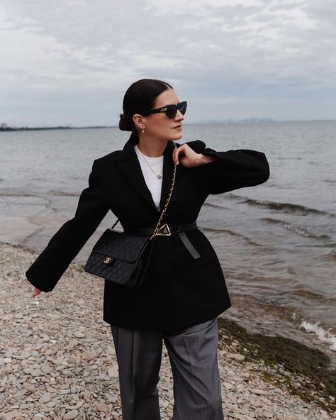 Nathalie Martin on Instagram: "Vintage appreciation post. ⠀⠀⠀⠀⠀⠀⠀⠀⠀ Chanel classic flap via @lxrco Use code NATHALIEM20 for 20% off (excludes Chanel, Hermes Birkins and home goods. Sorry!) ⠀⠀⠀⠀⠀⠀⠀⠀⠀ Bag, Chanel Hourglass blazer, @thefrankieshop Trousers, @thefrankieshop Gelso Tank, Zara (2021) Necklace, @maisonbirks Belt & sunglasses, @newbottega ⠀⠀⠀⠀⠀⠀⠀⠀⠀ Photos by @geo_martin ⠀⠀⠀⠀⠀⠀⠀⠀⠀ #vintagechanel #vintagechanelbag #lxrco #thisisreluxury #lxrcopartner #thefrankieshop #outfitinspirationoft Nathalie Martin, Hourglass Blazer, Vintage Chanel Bag, Bag Chanel, Appreciation Post, Fashion Baby, Blazer Outfits, Blazer Fashion, Vintage Chanel