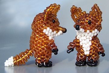 3d Beaded Animals, Beaded Critters, Bead Animals, Fox Crafts, 3d Animals, Beaded Spiders, Seed Bead Patterns, Cadeau Diy, Beaded Crafts