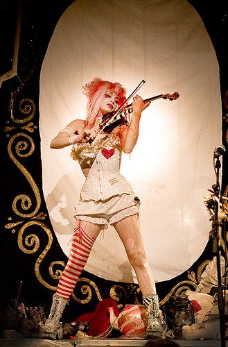 Cheshire Costume, Steampunk Circus, Circus Outfits, Emilie Autumn, Jinx Cosplay, Creepy Carnival, Halloween Circus, Fancy Ball, Batman Costumes