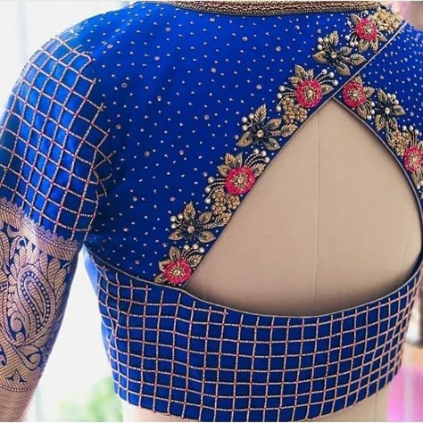 Cotton Blouse Design, Best Blouse Designs, Blouse Designer, Wedding Saree Blouse Designs, Traditional Blouse Designs, Cutwork Blouse Designs, Blouse Back Neck Designs, Sari Blouse Designs, Blouse Designs Indian