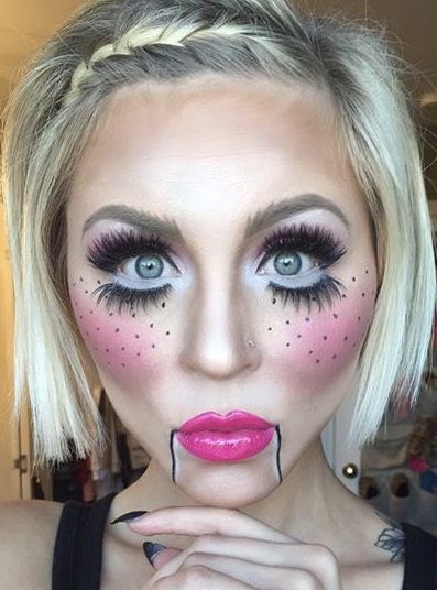 Creepy Barbie Costume, Wind Up Doll Makeup Halloween, Deadly Doll Makeup, Doll Costume Women Diy, Doll Eye Makeup Halloween, Barbie Make Up Halloween, Marionette Puppet Makeup, Creepy Doll Costume Makeup, Halloween Doll Makeup Easy