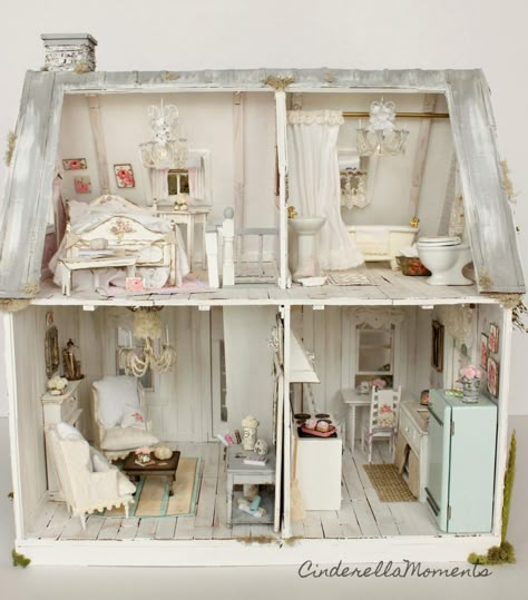 Cinderella Moments: Swan Ridge - Furnished Custom Dollhouse Dollhouse Cottage, Dollhouse Plans, Dollhouse Interior, Custom Dollhouse, Dollhouse Interiors, Cinderella Moments, Little Cottages, Doll House Ideas, Mini Doll House