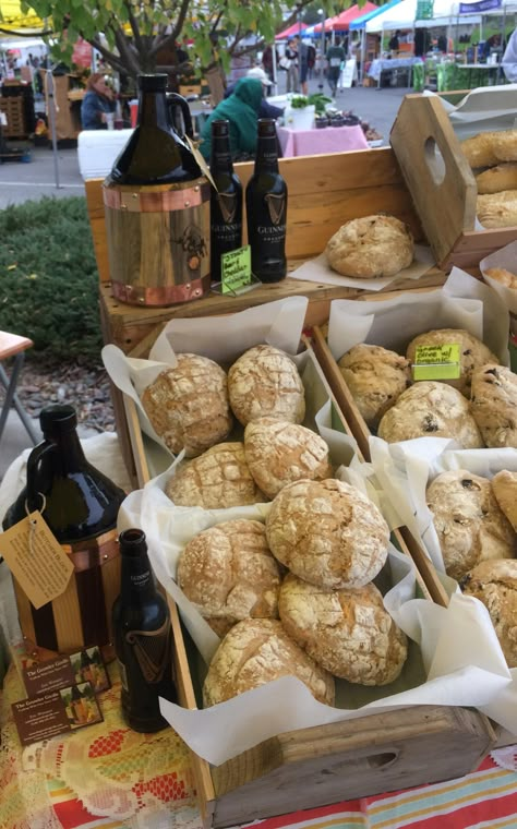 Bread To Sell At Farmers Market, Farmers Market Bakery Packaging, Bread Booth Farmers' Market, Bread Vendor Display, Sourdough Bread Farmers Market, Selling Bread Farmers' Market, Bread Market Display, Farmers Market Treats, Local Farmers Market Aesthetic