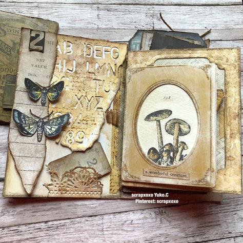 Junk Journal Book Page Ideas, Grimoire Junk Journal, Mini Junk Journals, Junk Journal Ideas Inspiration, Lace Junk Journal, Stamp Book, Paper Bag Album, Book Scrapbook, Art Therapy Projects