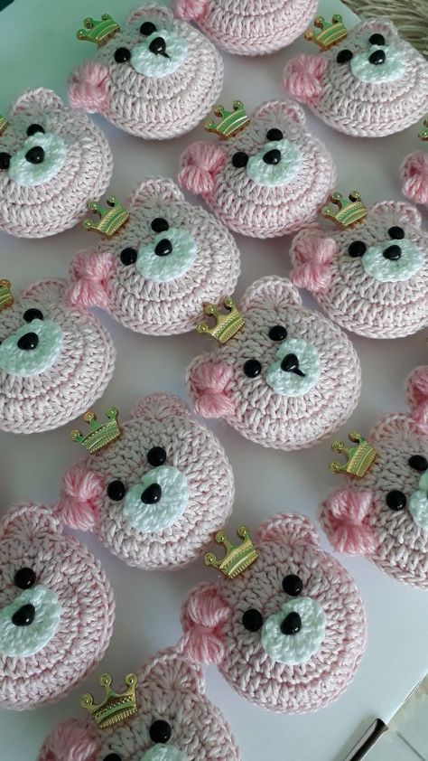 Crochet Rings, Crochet Keychain Pattern, Crochet Wedding, Crochet Animals Free Patterns, Haken Baby, Crochet Bookmarks, Crochet Stitches For Beginners, Crochet Flower Tutorial, Crochet Heart