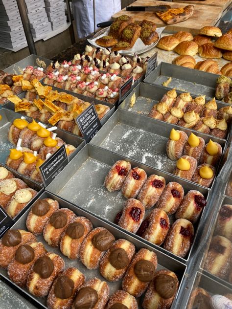 Pastry Display, Catering Ideas Food, Gluten Free Bakery, Dessert Shop, Bakery Cafe, Food Obsession, Sweet Savory, Cafe Food, Yummy Food Dessert