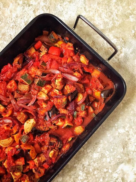 Easy roasted ratatouille | The Slimming Foodie Baked Ratatouille Recipe Easy, Ratatouille Recipe Without Eggplant, Ratatouille With Meat, Ratatouille Without Eggplant, Roasted Ratatouille, Aga Recipes, Remy’s Ratatouille Recipe, Easy Soups To Make, Recipes Veggie