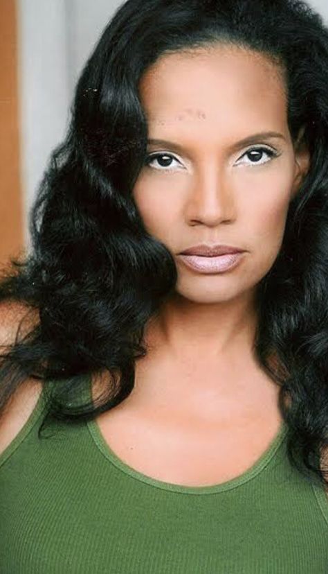 Shari Headley, Lynn Whitfield, Black Actresses, Classic Girl, Flawless Makeup, Actresses, Makeup, Quick Saves, Black