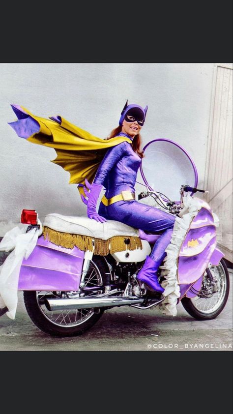 Batgirl Pictures, Dc Batgirl, James Gordon, Batman Tv Show, Batman Wall, Motorcycle Yamaha, Yvonne Craig, Star Trek Episodes, Batman And Batgirl