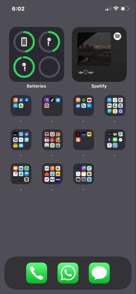 Cute Iphone Setup Homescreen, Organize Phone Apps Iphone, Organize Phone, Phone Apps Iphone, Organize Phone Apps, Home Screen Layout, Phone Template, Iphone Home Screen, Ios App Iphone