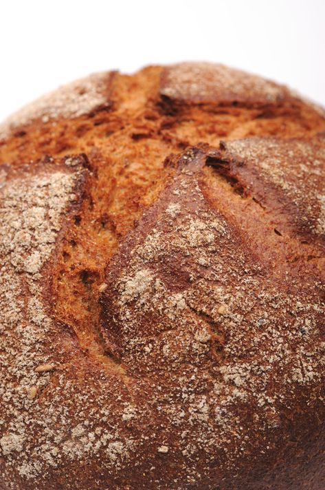 Black Russian Rye Bread Recipe, Russian Sweet Bread, Ukrainian Bread Recipes, Russian Black Bread, Russian Bread Recipes, Bread Recipes From Around The World, Russian Rye Bread Recipe, Black Russian Bread, Easter Bread With Raisins