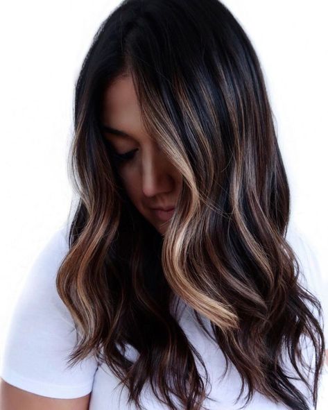 Black Hair with Money Pieces and Subtle Highlights Color For Black Hair, Cinnamon Balayage, Dark Brown Hair With Highlights, Cinnamon Hair, Highlights Ideas, Hair With Highlights, Hair Adviser, Color Highlights, Money Piece