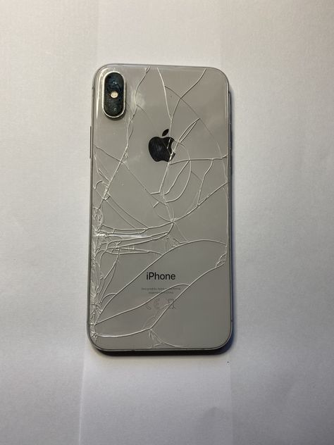 Broken Phone Screen Iphone, Iphone Back Cover, Cracked Iphone Screen, Cracked Phone Screen, Broken Phone Screen, Netflix And Chill Tumblr, Cracked Iphone, Iphone Glass, Broken Iphone