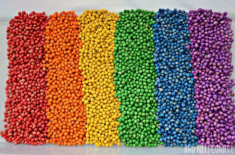 Rainbow chickpeas: how to dye dried chickpeas (garbanzo beans) for sensory play for kids from And Next Comes L Dried Chickpeas, Chic Peas, Sensory Tubs, Preschool Schedule, Teachers Toolbox, St Patricks Day Crafts For Kids, Preschool Colors, Sensory Boxes, Spring Kids