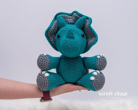 Tanner the Triceratops - Free Crochet Pattern — Nicole Chase Tanner The Triceratops, Crochet Dinosaur Pattern Free, Dinosaur Amigurumi, Dinosaur Crochet, Crochet Dinosaur Patterns, Foundation Single Crochet, Crochet Toys Free, Crochet Patterns Free Beginner, Crochet Dinosaur