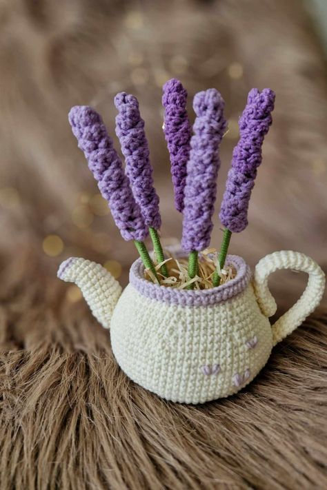 Crochet Teapot, Craft Pipe Cleaner, Feather Dream Catcher, Lavender Bouquet, Crochet Owl, Crochet Plant, Feather Pattern, Yarn Needle, Cute Pattern