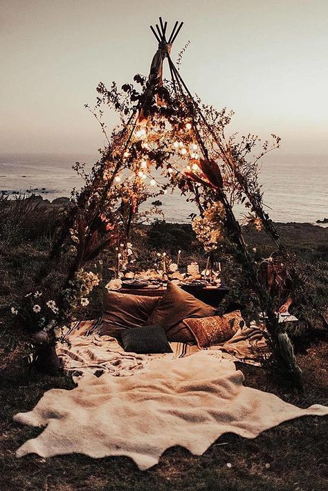 Unique Proposal Ideas For Unforgettable Pop The Question ★ #engagementring #proposal Cute Proposal Ideas, Unique Proposals, Best Wedding Proposals, Bohemian Garden, Wedding Proposals, Backyard Diy Projects, Camping Outfits, Kew Gardens, Believe In Magic