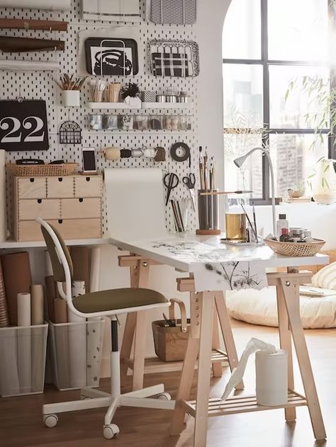 Home Office Furniture for Every Space and Activity - IKEA CA Home Art Studios, Home Office Furniture Design, Ikea Australia, Art Studio Space, Art Studio Room, Art Studio At Home, Swedish House, 아파트 인테리어, Studio Room