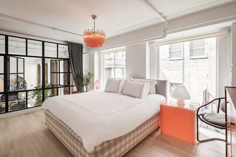 Photo 6 of 10 in Supermodel Elsa Hosk Lists Her Chic SoHo Loft for $3.5M - Dwell Elsa Hosk Apartment, Elsa Hosk Home, Nyc Loft Apartment, Tribeca Apartment, Nyc Loft, Soho Loft, New York City Apartment, Trendy Furniture, English Manor