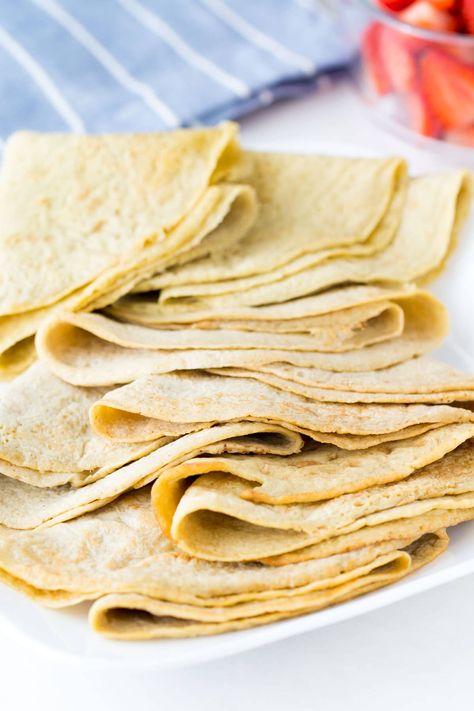 Oat Flour Crepes, Traditional Crepe Recipe, Healthy Crepes, Oat Flour Pancakes, Oatmeal Flour, Oat Flour Recipes, Oat Groats, Fun Breakfast, Crispy Waffle