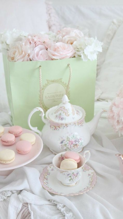 Pink Tea Set, Pink Tea Party, Laduree Paris, My Birthday Month, Pink Tea, Birthday Princess, Pink Easter, Beautiful Princess, Delicious Sandwiches