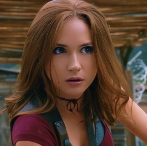 Jumanji Karen Gillan, Karen Gilan, Karen Gillen, Ruby Roundhouse, Karen Gillian, Amazing Amy, Anime Woman, Woman Design, Pretty Redhead