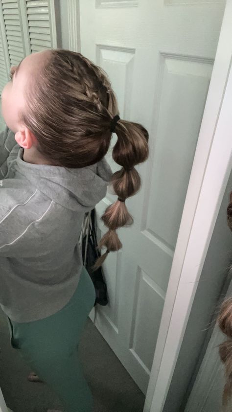 Two French Braids Into Bubble Braids, French Braid To Bubble Braid, Bubble Braid Ponytail Volleyball, Bubble Braid Volleyball, High Pony Bubble Braid, French Braids Into Bubble Braids, Bubble Braids Into Ponytail, Bubble Braid Bangs, Guard Hairstyles