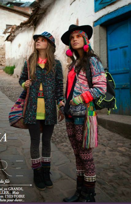 Traveling to Peru? We love these bold colors! #peru #perutravel #perutraveloutfit Peru Clothing, Moda Peru, Cusco Peru, Estilo Boho Chic, Peru Travel, Fashion Project, Hottest Fashion Trends, Hiroshima, Ladies Dress Design