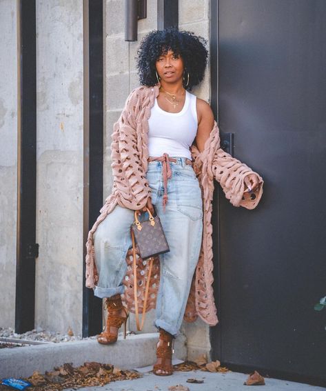 Fall Fashion Black Women 2024, Fall Colors Outfits Women, Earthy Style Black Women, Rose Top Outfit, Gospel Concert Outfit Ideas Black Women, Lisa Bonet Style, Marlo Hampton, 2025 Style, Sweenee Style