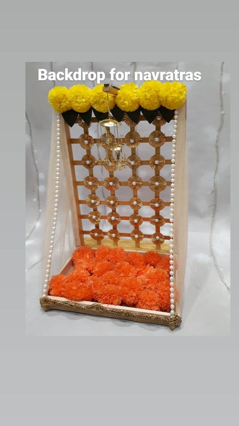 Thali Decoration Ideas, Diy Floral Decor, Janmashtami Decoration, Ganapati Decoration, Diwali Decoration Items, Diwali Decorations At Home, Housewarming Decorations, Diy Diwali Decorations, Ganpati Decoration Design