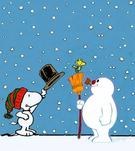 Winter snow - Snoopy and Frosty Snoopy Winter, Wednesday Greetings, Weekend Greetings, Woodstock Snoopy, Snoopy Funny, Peanuts Snoopy Woodstock, Snoopy Images, Peanuts Cartoon, Frosty The Snowman