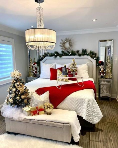 Christmas Room Inspiration, Holiday Bedroom Decor, Holiday Bedroom, Holiday Room, Cozy Christmas Decor, Cosy Christmas, Christmas Bedding, Christmas Decorations Bedroom, Christmas Room Decor