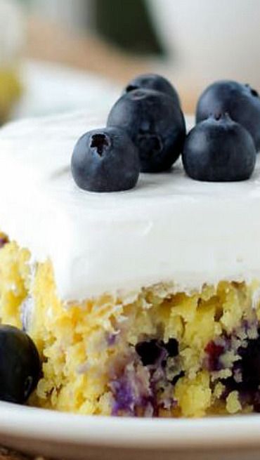 Blueberry Pineapple Cake Blueberry Ideas, Easy Lemon Cake Recipe, Blueberry Lemon Cake Recipe, Lemon Blueberry Cake, Slow Roasted Italian, Lemon Cake Easy, Lemon Treats, Simple Desserts, Lemon Pound Cake Recipe