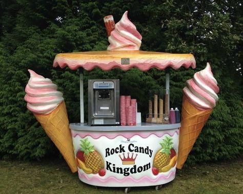 Ice Cream Stand Ideas, Kombi Food Truck, Booth Portable, Ice Cream Display, Ice Cream Car, Black Ice Cream, Gerobak Dorong, Ice Cream Business, Ice Cream Stand