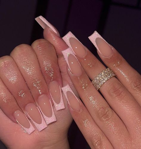 40 Classic Acrylic Nails to Inspire You Light Pink Glitter French Tip Nails, Party Nails Designs Classy, 18th Birthday Nails Acrylic, Glitter Nails French Tip, Classic Acrylic Nails, Pink Glitter French Tip Nails, Party Nail Design, Nail Inspired, Preppy Nails