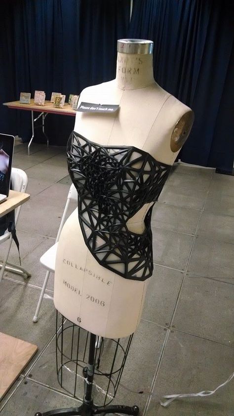 Sneaker Corset, Fae Ball, Printed Corset, 3d Printing Fashion, Tech Innovation, Medan, Organic Shapes, 3d Design, 3d Print