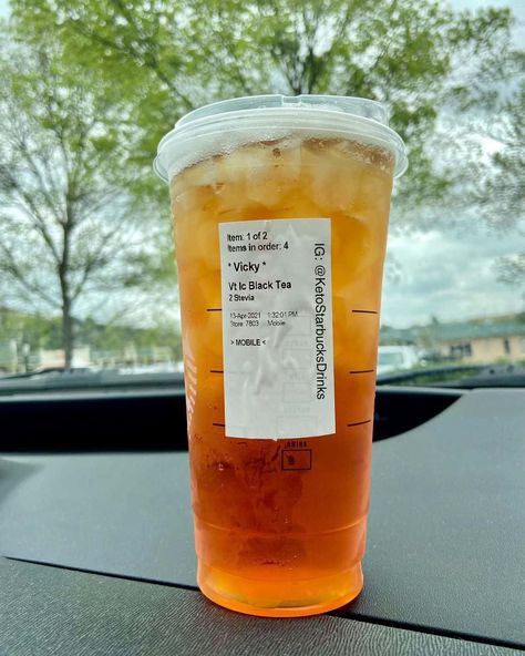 low sugar Black Iced Tea at starbucks Tea At Starbucks, Drinks For Diabetics, Keto Starbucks Drinks, Black Iced Tea, Iced Black Tea, Low Sugar Drinks, Keto Starbucks, Healthy Starbucks, Black Ice