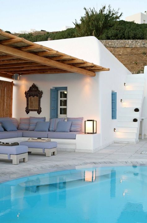 Greek Houses Exterior, Luxury Villa Interior Design, Pool Decor Ideas, Luxury Villa Interior, Greek House Interior, House With A View, Greek Homes, Greece Homes, Greece House