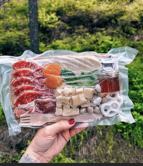 Camping Charcuterie, Charcuterie To Go, Snack Platters, Meze Platter, Snack Platter, Fun Adventures, Food Saver, Adventure Camping, Camping Food