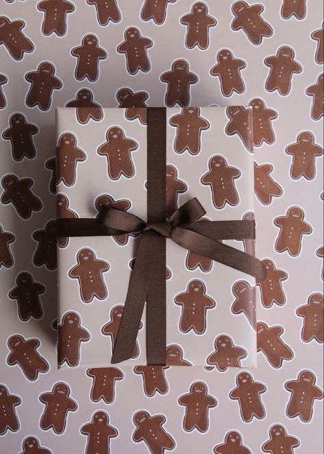 Festive Bakes, Xmas Gift Wrap, Christmas Dreaming, Gift Wrapping Inspiration, Silk Paper, Christmas Themes Decorations, Christmas Feeling, Christmas Inspo, Wrapping Ideas