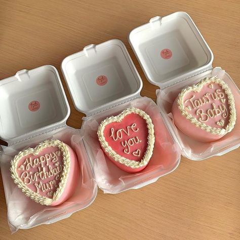 Heart Lunchbox Cake, Heart Bento Cake, Mini Heart Cake, Brownies Homemade, Cake Brownies, Bento Cakes, Smith Wedding, Presents Ideas, Tiktok Ideas