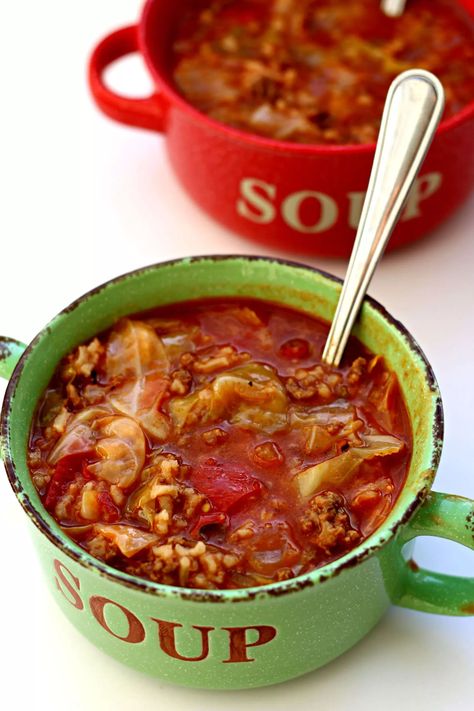 Instant Pot Cabbage Roll Soup - 365 Days of Slow Cooking and Pressure Cooking Instant Pot Cabbage Roll Soup, Slow Cooker Cabbage, Instant Pot Cabbage, Slow Cooker Cabbage Rolls, Cabbage Roll Soup, Cabbage Roll, Instant Pot Soup Recipes, Instant Pot Soup, Instant Pot Dinner Recipes