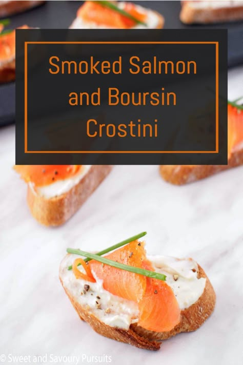 Smoked Salmon Crostini Appetizers, Boursin Crostini, Salmon Appetizers For Party, Brushetta Appetizers, Boursin Appetizers, Smoked Salmon Starter, Smoked Salmon Appetizers, Smoked Salmon Crostini, Salmon Crostini