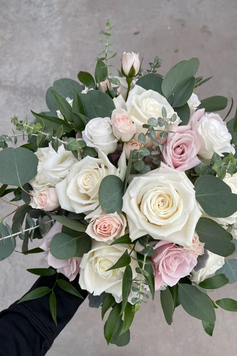 Pink And Sage Floral Arrangements, Blush Pink And Sage Green Wedding Flowers Centerpieces, Wedding Flowers July, Bridal Bouquet Blush Pink, Blush Pink Wedding Flowers, Modern Bridal Bouquets, Eucalyptus Wedding Bouquet, Spring Wedding Color Palette, Pink Flower Arrangements