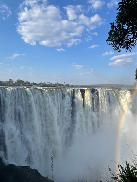 Vic Falls Zimbabwe, Victoria Falls Aesthetic, Zambia Aesthetic, Zimbabwe Aesthetic, Zimbabwe Photography, Victoria Waterfalls, Victoria Falls Africa, Africa City, Victoria Falls Zambia