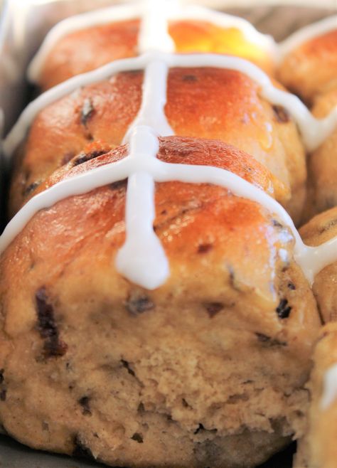 Gluten Free Hot Cross Buns, Gluten Free Easter, Gluten Free Cinnamon Rolls, Card Basket, Coeliac Disease, Cinnamon Roll Dough, Paleo Bread, Sweet Dough, Gf Bread