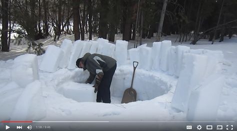 How to build a proper Igloo by yourself. Build An Igloo, Igloo Building, Utah Mountains, Roof Shapes, Nature Hiking, Survival Shelter, Stay Overnight, Winter Camping, Wilderness Survival