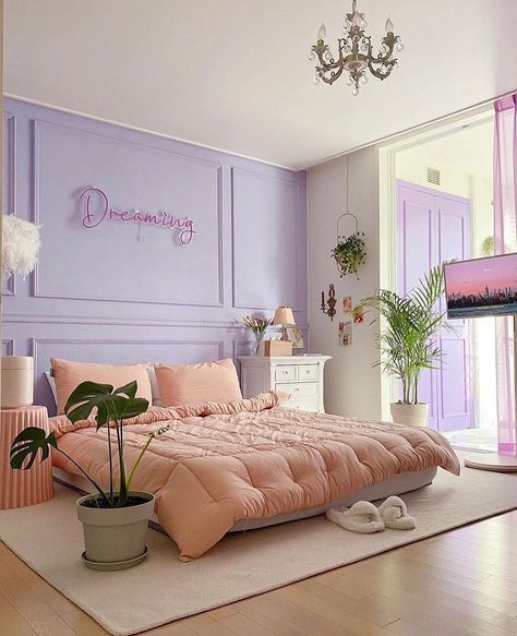 Pastel Purple Interior, Lilac Room Ideas Bedrooms, Mint Bedroom Decor, Pastel Bedroom Aesthetic, Lilac Bedroom Ideas, Lilac Room, Lilac Bedroom, Mint Bedroom, Fairy Bedroom